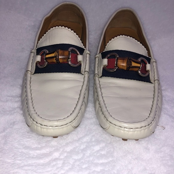 Gucci White Driving Loafers - Picture 2 of 6